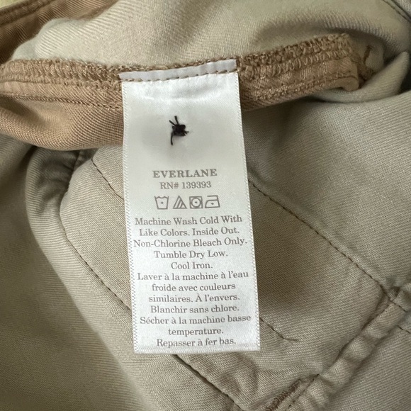 Everlane The Chino in Buttersoft - Picture 8 of 12